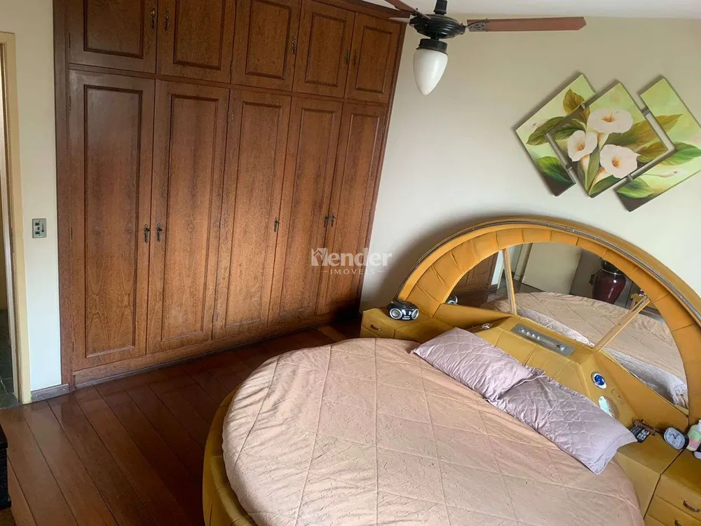 Casa, 4 quartos, 330 m² - Foto 9