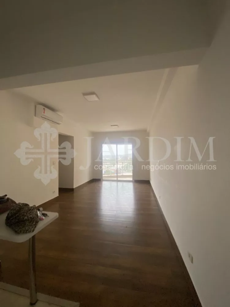 Apartamento à venda com 3 quartos, 84m² - Foto 4