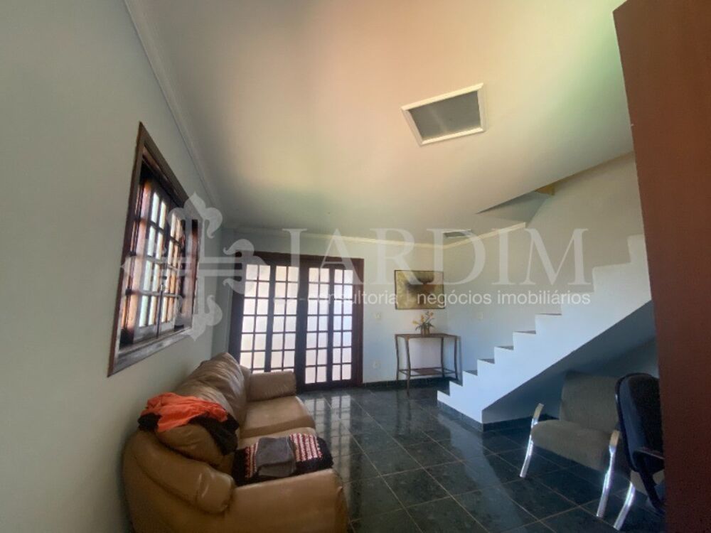 Chácara à venda com 3 quartos, 1250m² - Foto 4