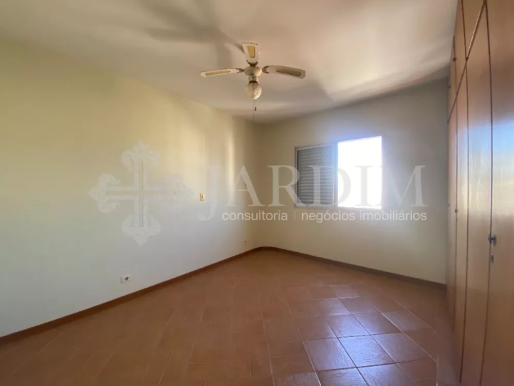 Apartamento à venda com 3 quartos, 177m² - Foto 17