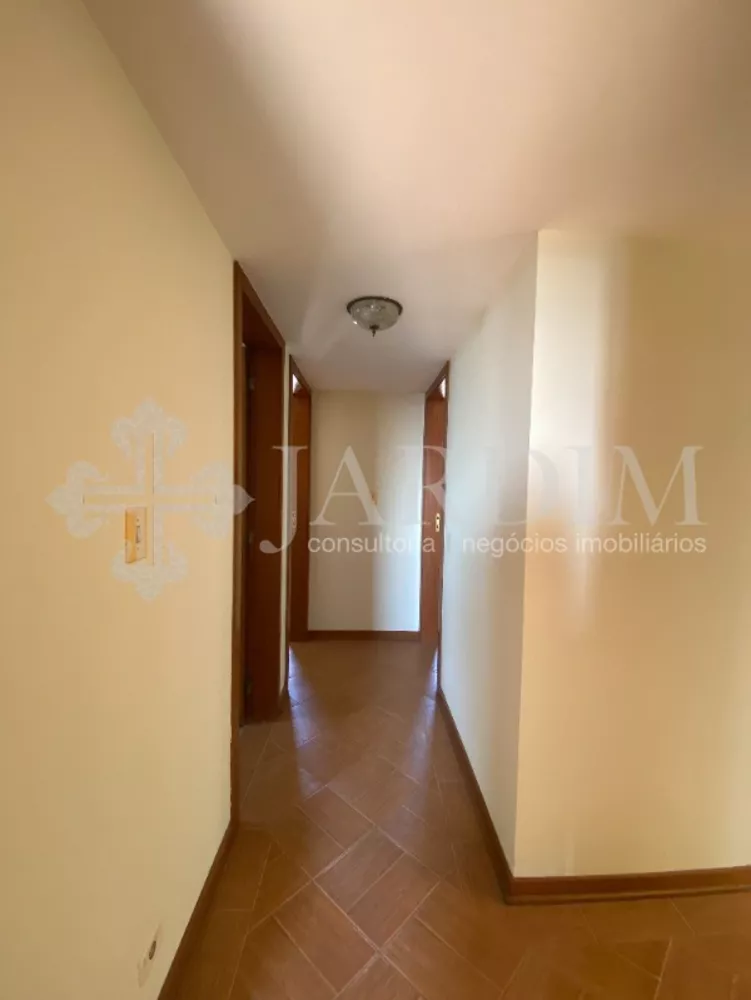 Apartamento à venda com 3 quartos, 177m² - Foto 11