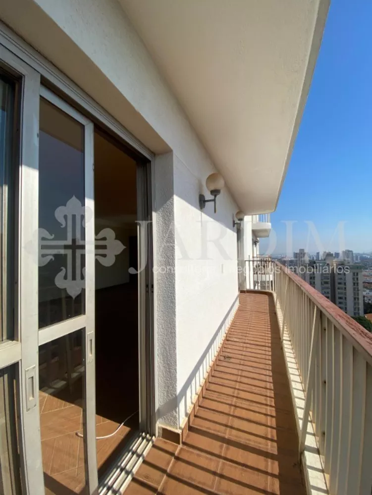 Apartamento à venda com 3 quartos, 177m² - Foto 1