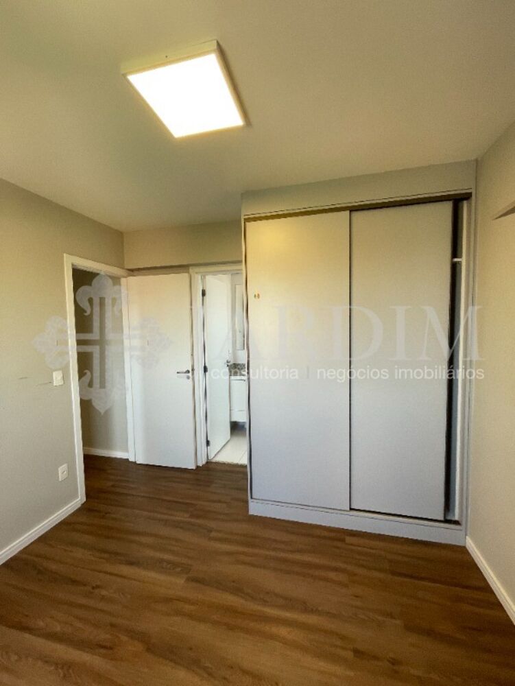 Apartamento à venda com 2 quartos, 65m² - Foto 1
