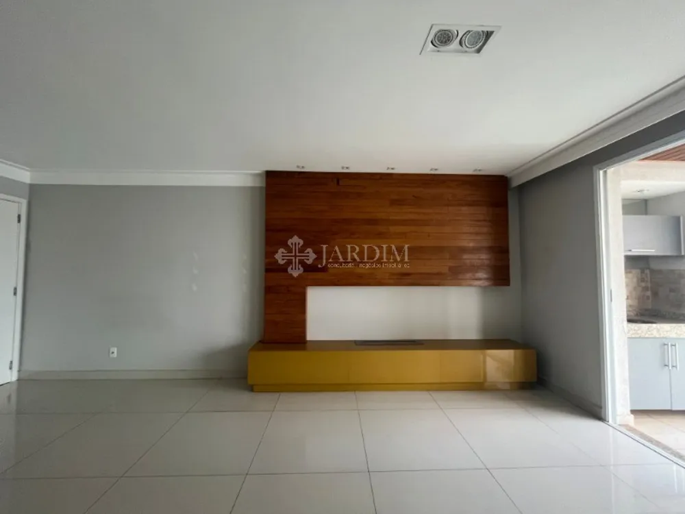 Apartamento, 3 quartos, 140 m² - Foto 1