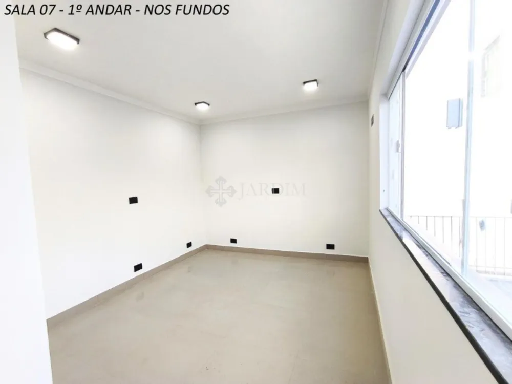 Prédio Inteiro - Foto 1