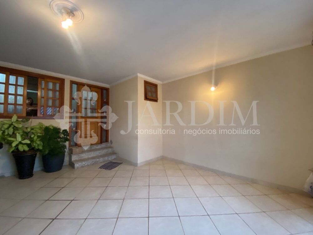 Casa à venda com 3 quartos, 285m² - Foto 4