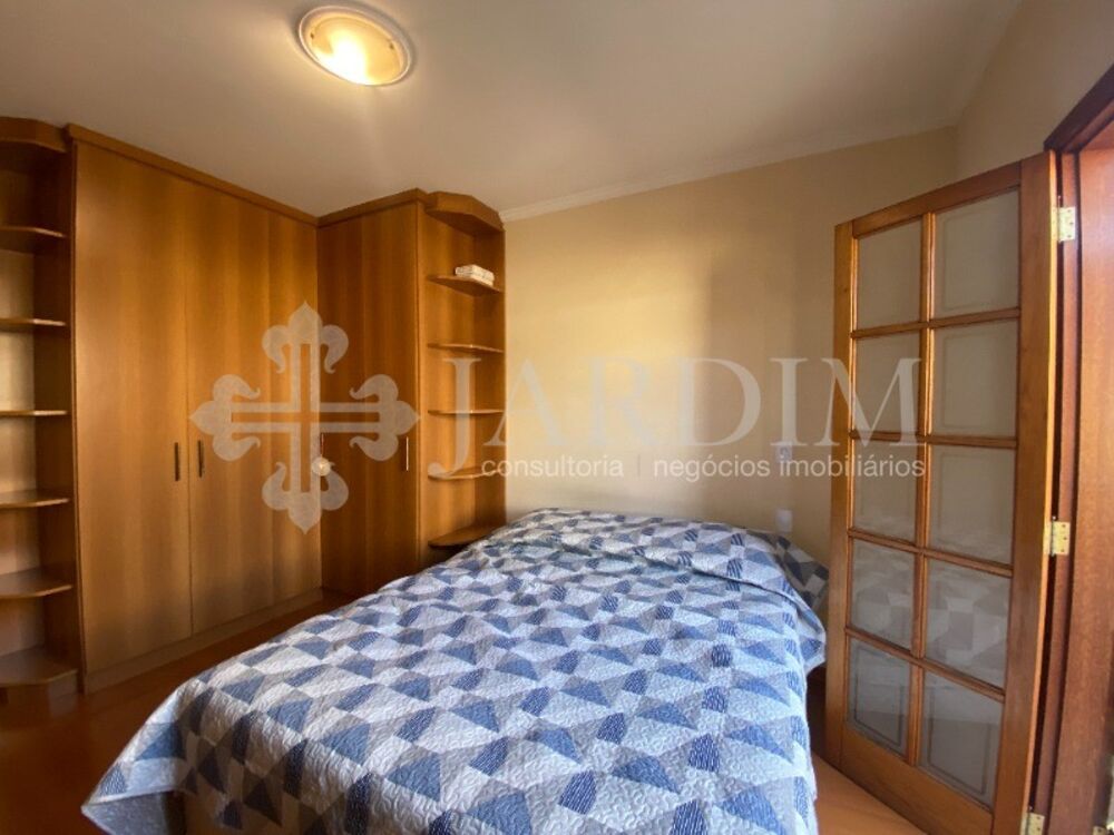 Casa à venda com 3 quartos, 285m² - Foto 8