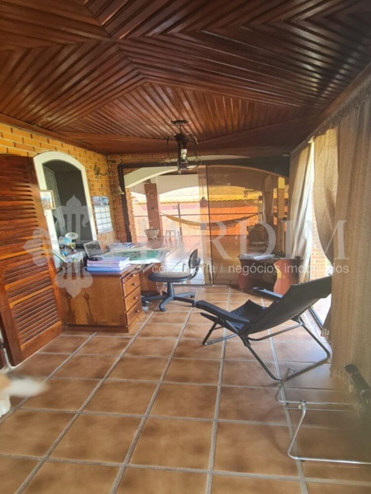 Chácara à venda com 8 quartos, 3557m² - Foto 19