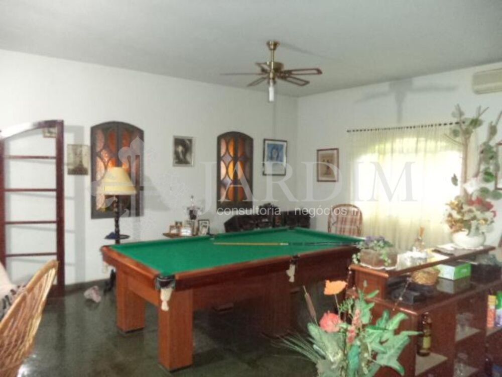 Chácara à venda com 8 quartos, 3557m² - Foto 11