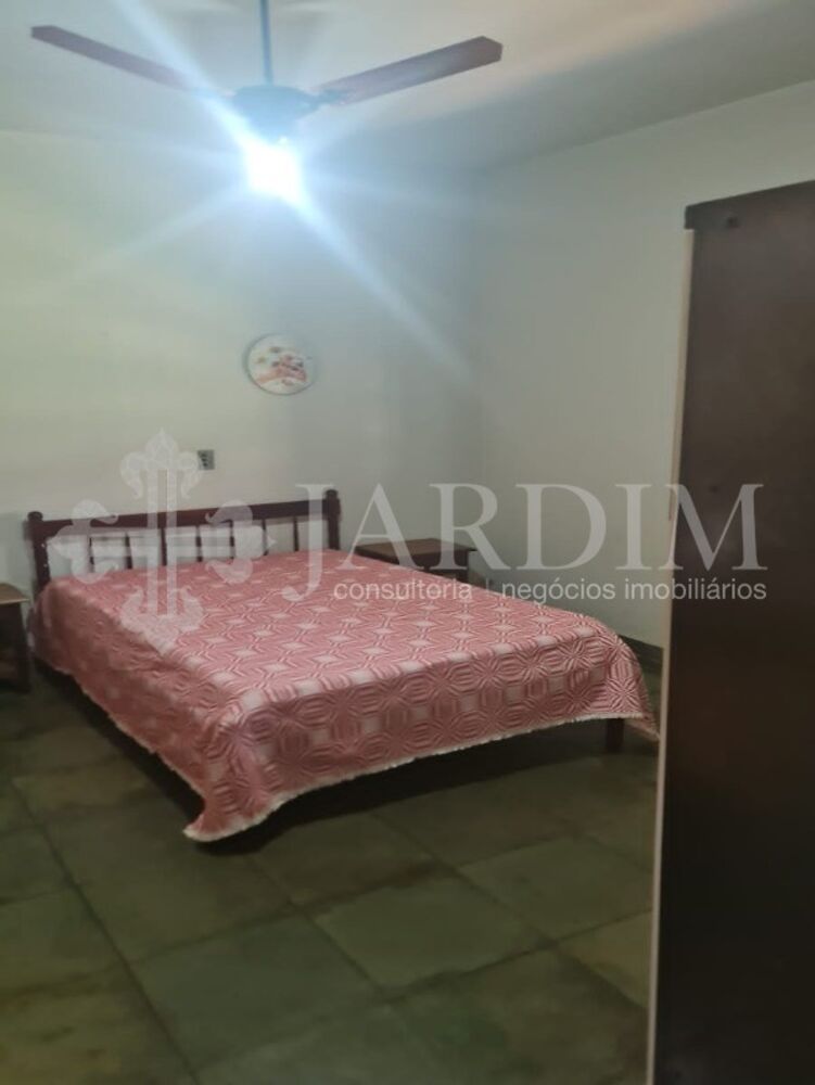 Chácara à venda com 8 quartos, 3557m² - Foto 17