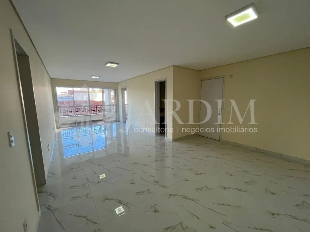 Apartamento, 3 quartos, 130 m² - Foto 1
