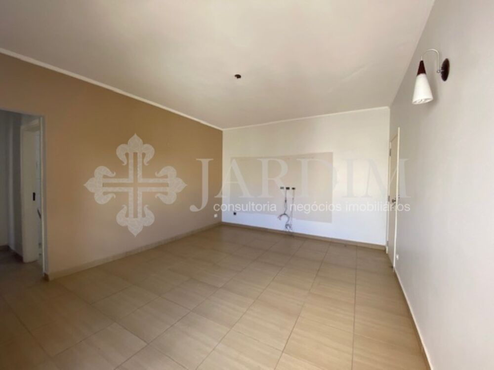 Apartamento à venda com 2 quartos, 83m² - Foto 2