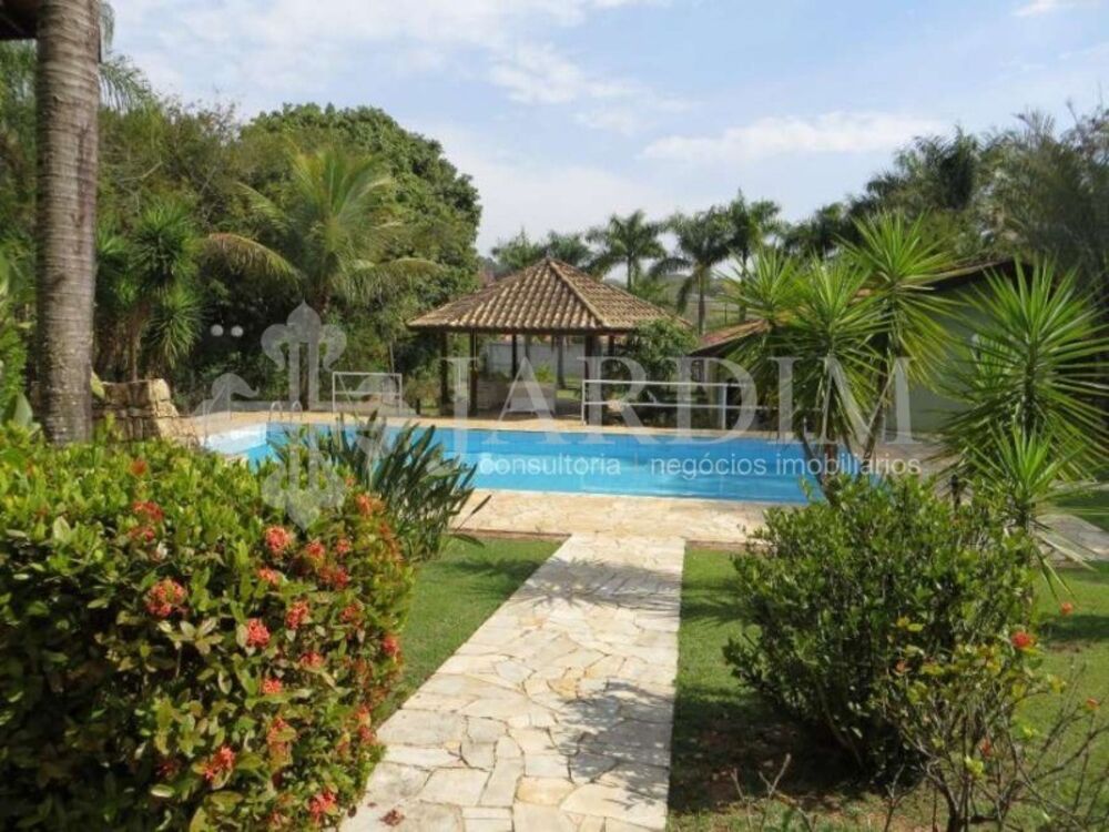 Chácara, 4 quartos, 1000 m² - Foto 1