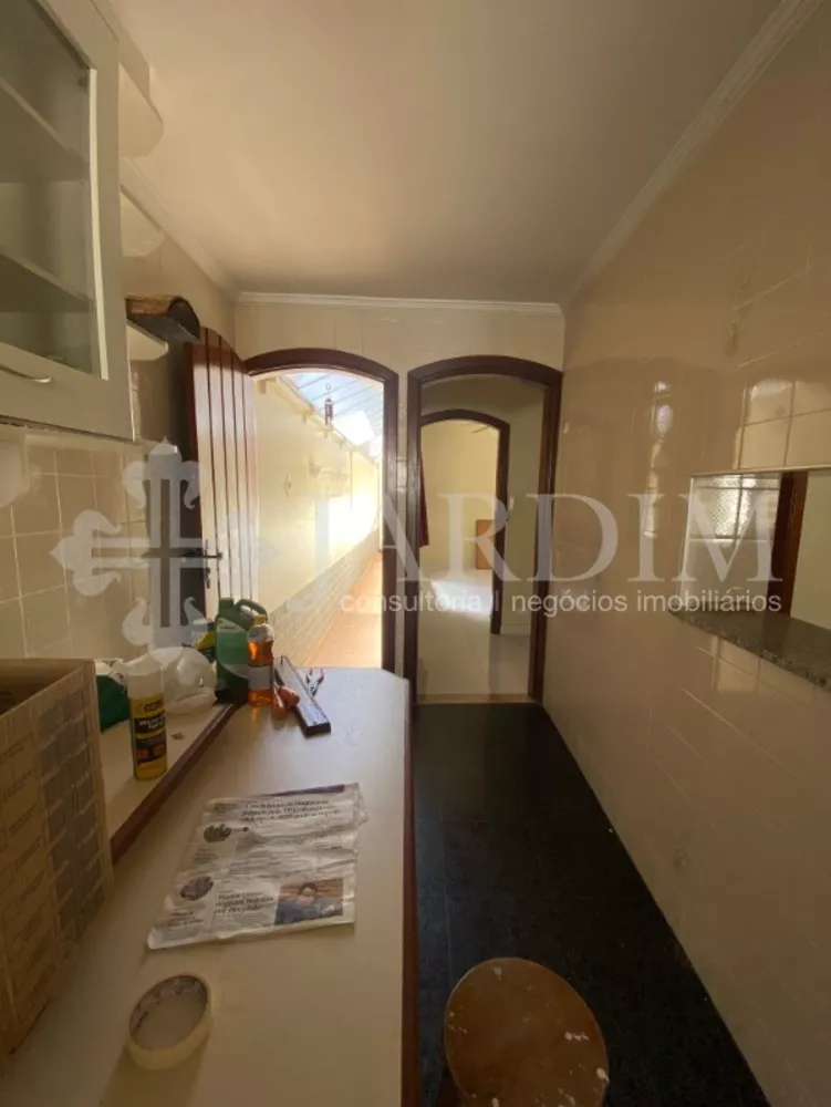 Casa à venda e aluguel com 3 quartos, 320m² - Foto 10