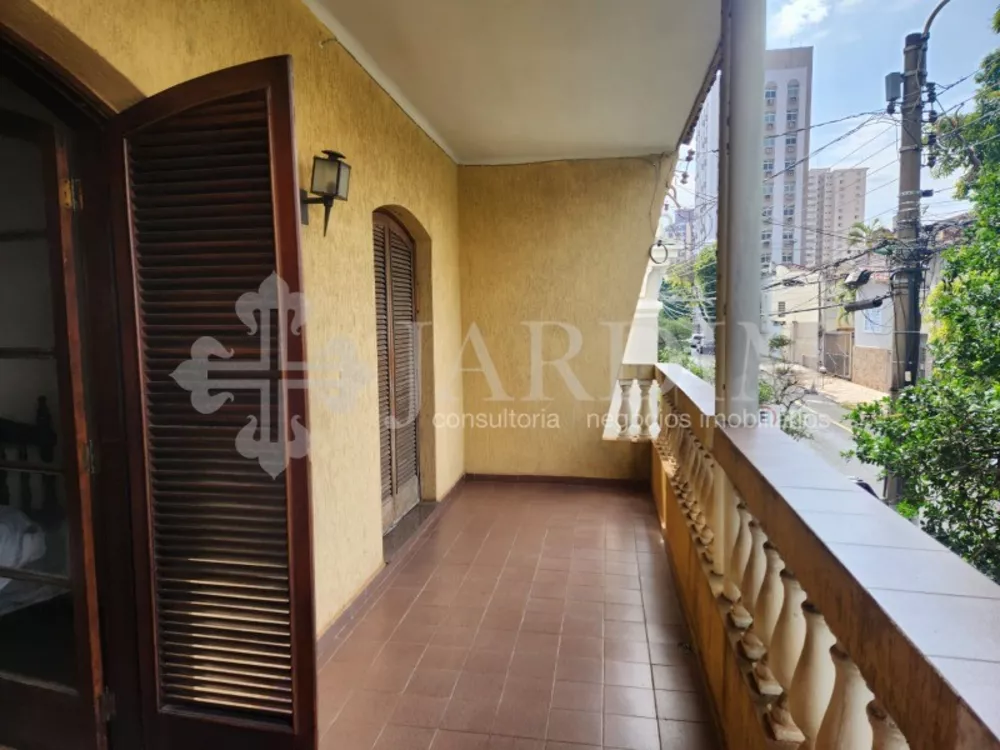 Sobrado à venda com 3 quartos, 176m² - Foto 1