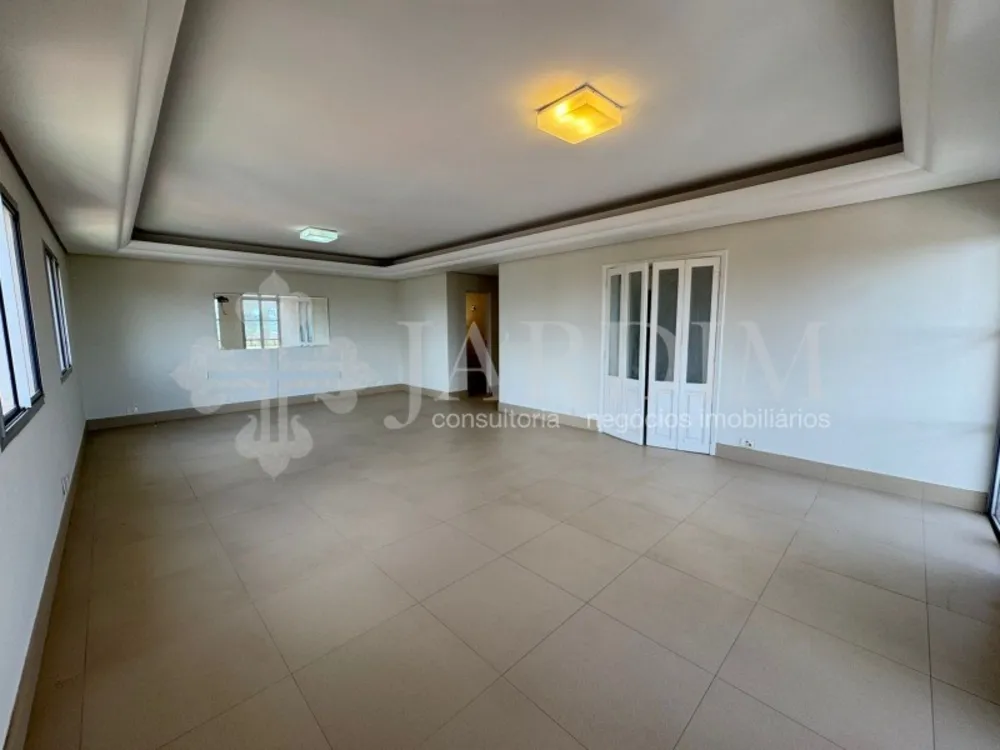 Apartamento, 3 quartos, 196 m² - Foto 1