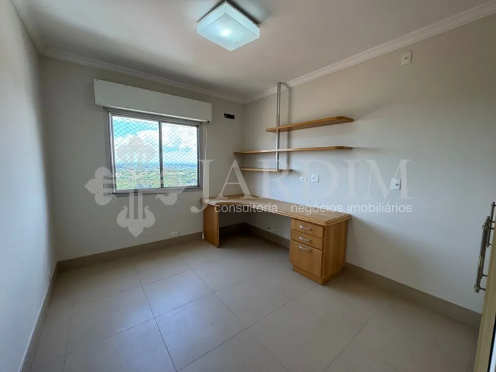 Apartamento, 3 quartos, 196 m² - Foto 2