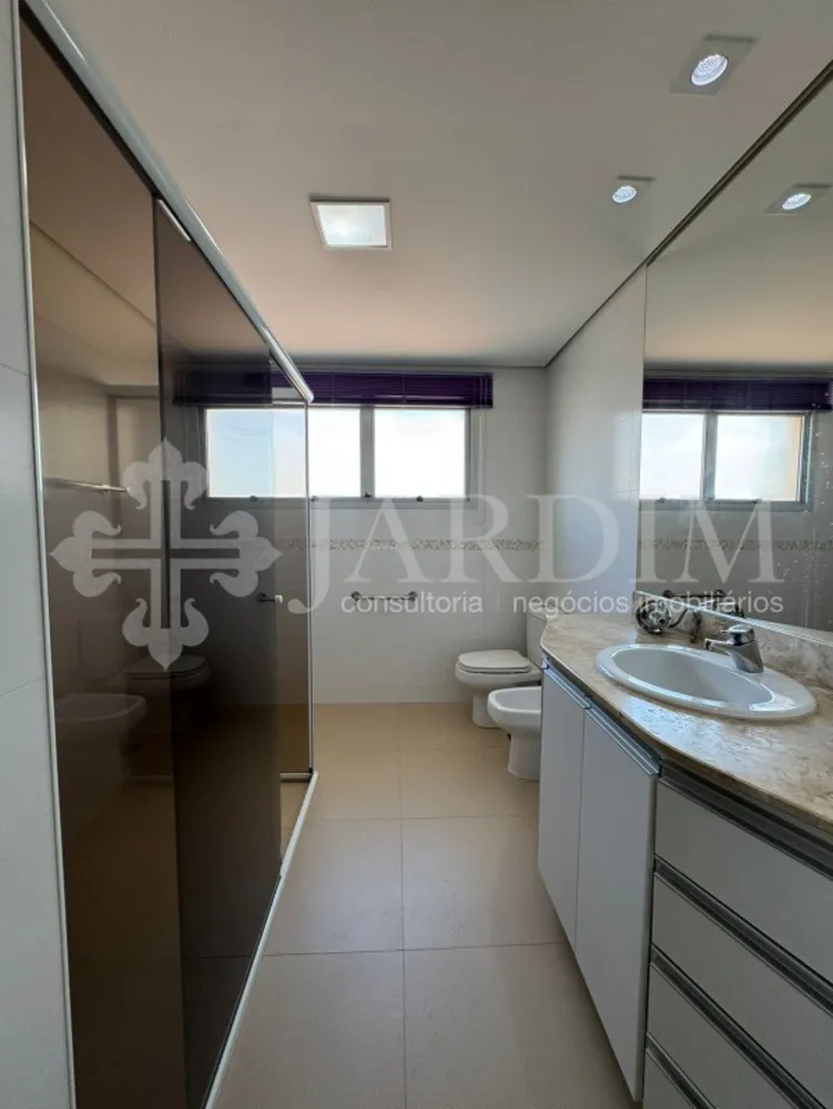 Apartamento, 3 quartos, 196 m² - Foto 11
