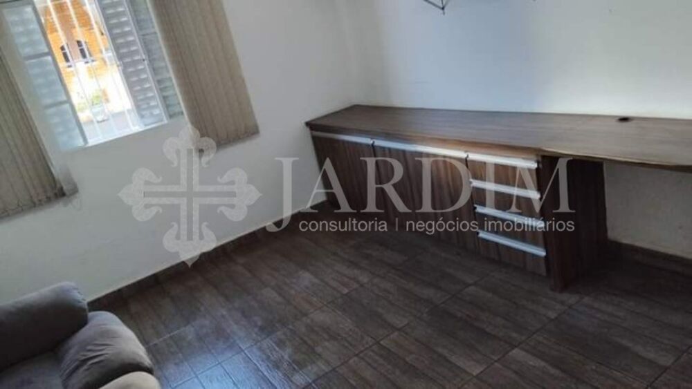 Casa à venda com 3 quartos, 278m² - Foto 8