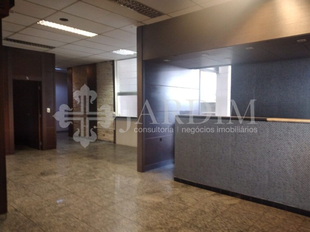 Prédio Inteiro para alugar, 450m² - Foto 2