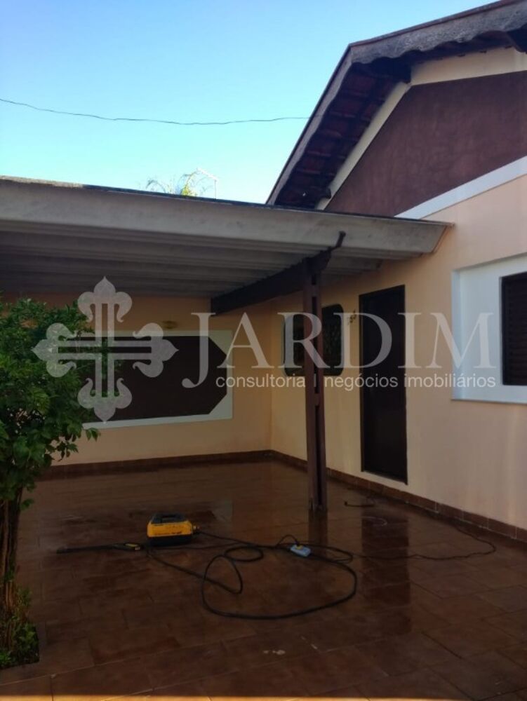 Casa à venda com 2 quartos, 255m² - Foto 1