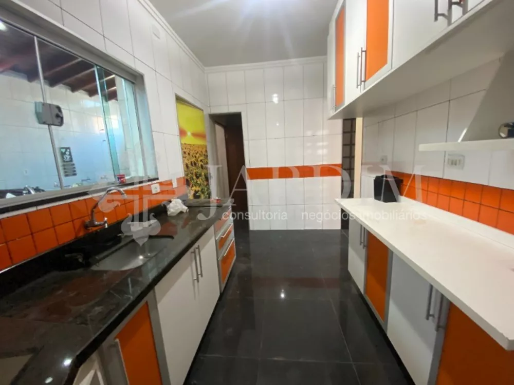 Casa à venda com 2 quartos, 84m² - Foto 11