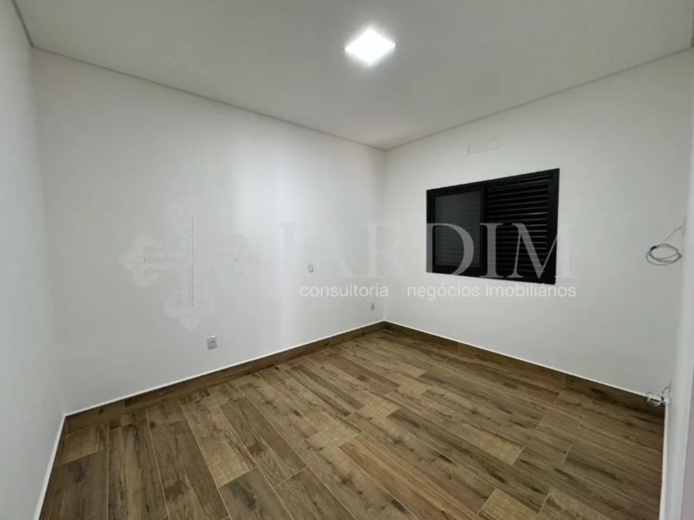 Casa de Condomínio à venda com 3 quartos, 256m² - Foto 4