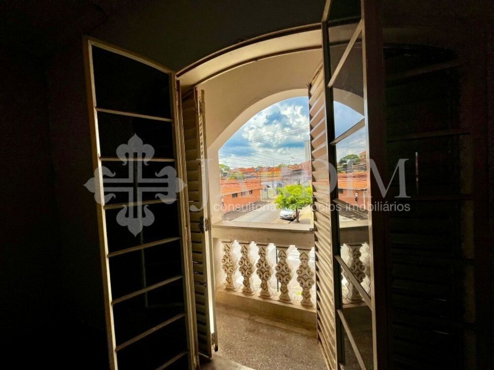 Prédio Inteiro à venda com 3 quartos, 220m² - Foto 4