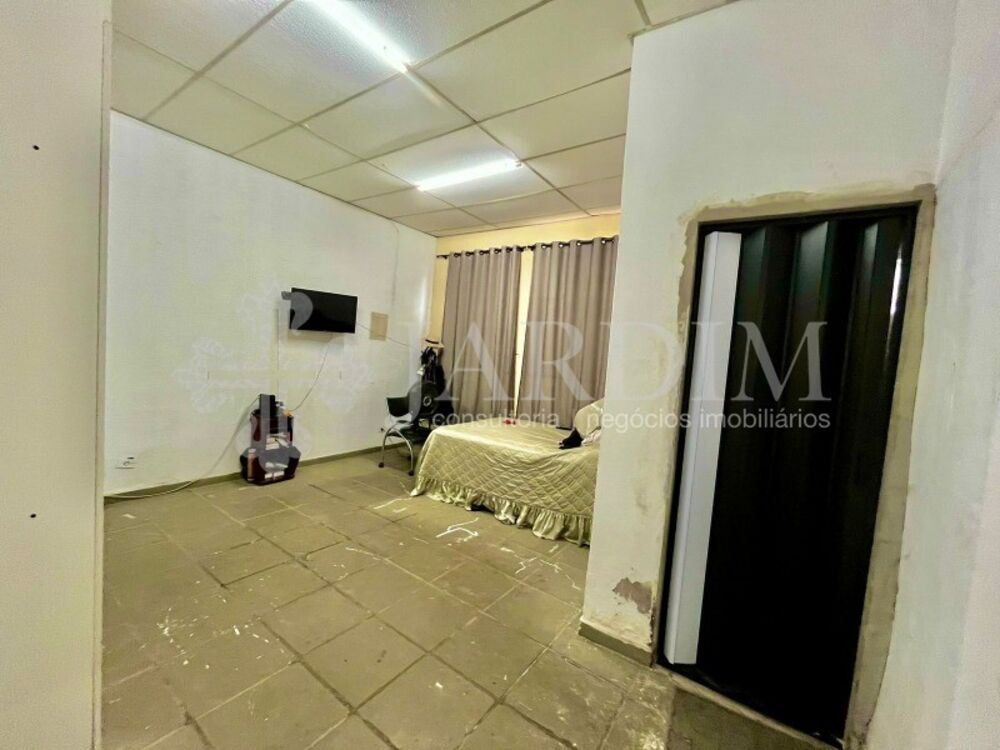 Prédio Inteiro à venda com 3 quartos, 220m² - Foto 12