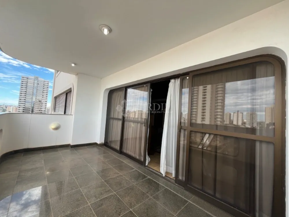 Apartamento, 4 quartos, 230 m² - Foto 2