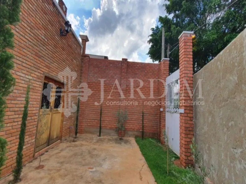 Casa à venda com 1 quarto, 281m² - Foto 2