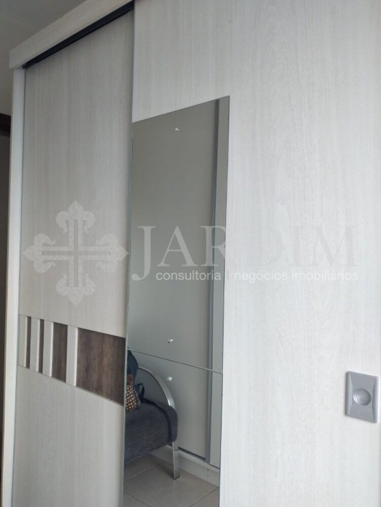Apartamento à venda com 3 quartos, 140m² - Foto 6