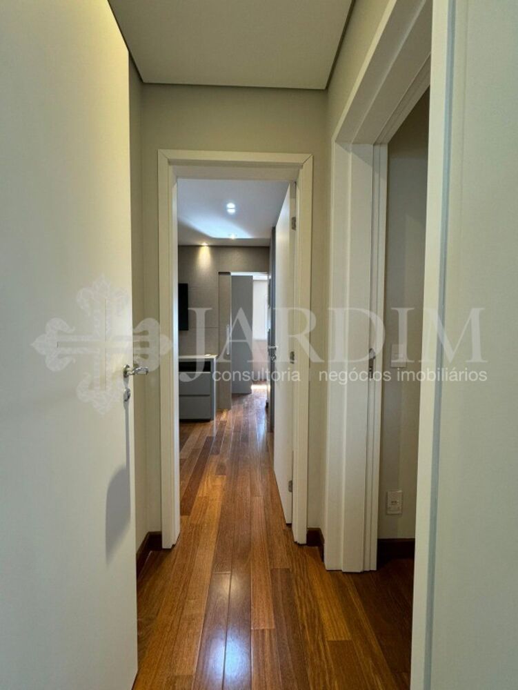 Apartamento à venda com 2 quartos, 150m² - Foto 9