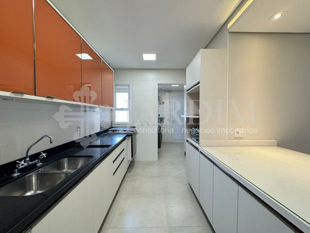 Apartamento à venda com 2 quartos, 150m² - Foto 21