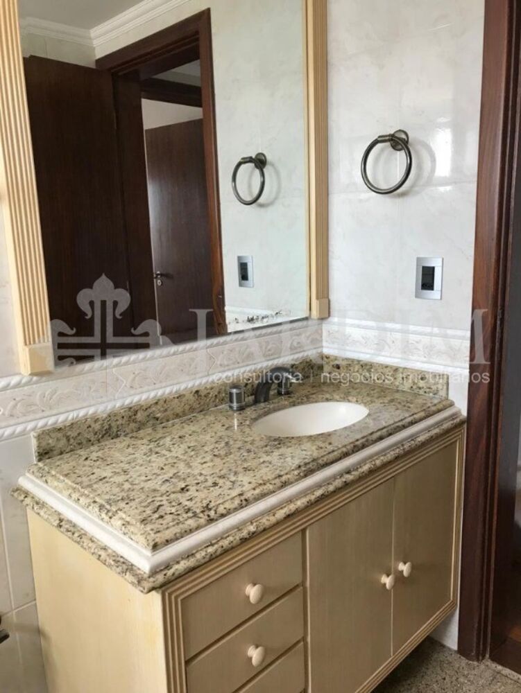 Apartamento, 3 quartos, 190 m² - Foto 2