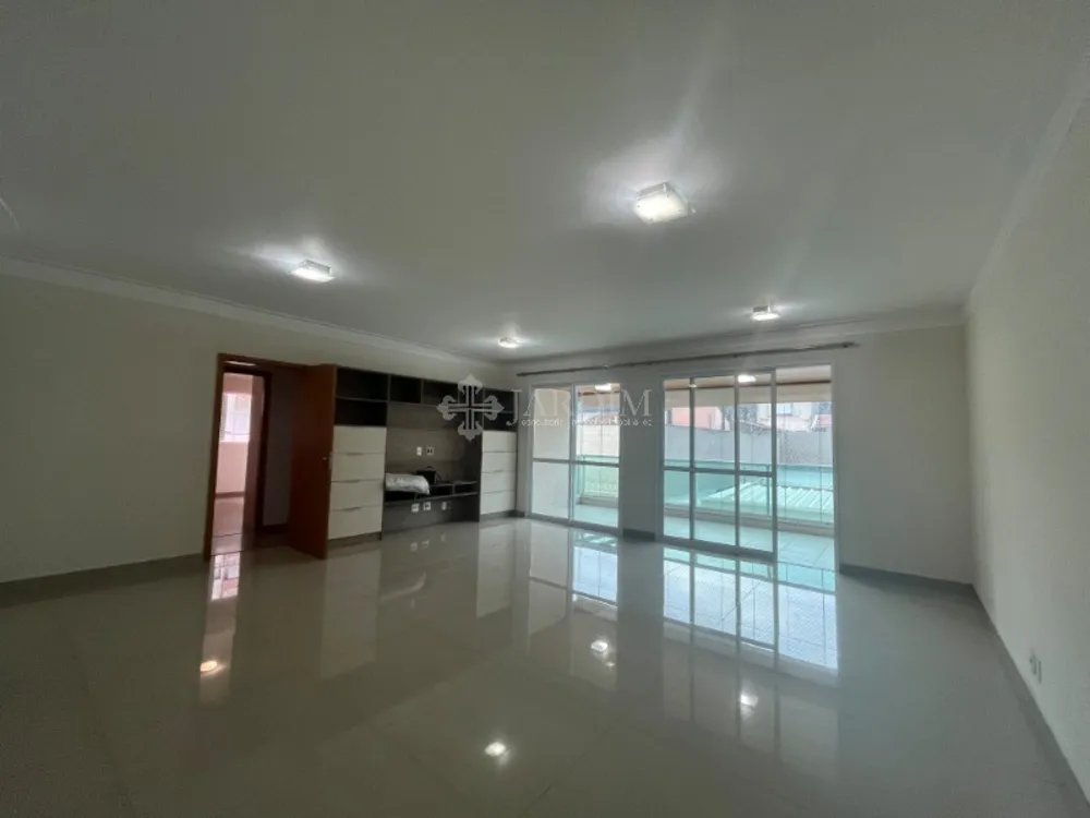 Apartamento, 3 quartos, 140 m² - Foto 1