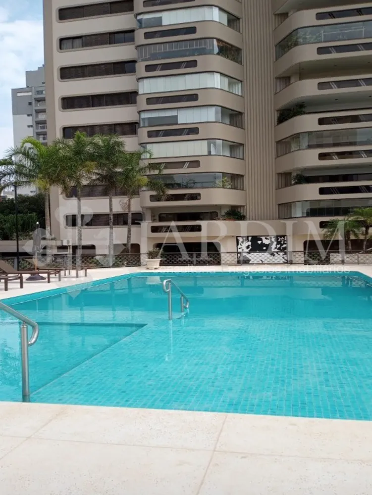 Apartamento, 4 quartos, 400 m² - Foto 1