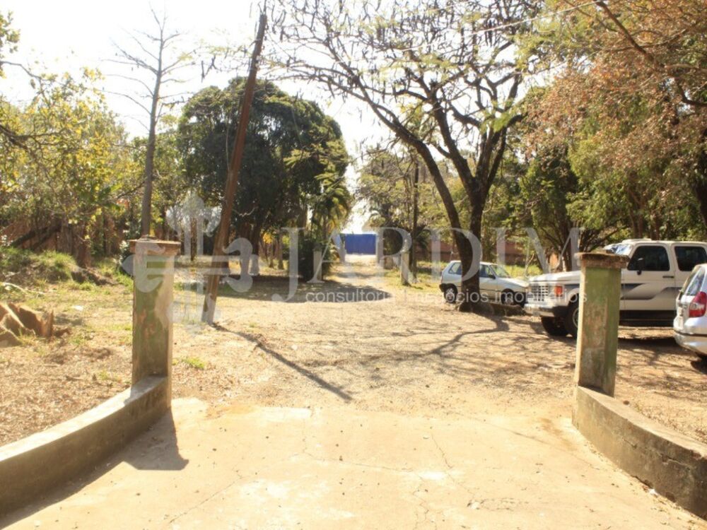 Loteamento e Condomínio - Foto 1