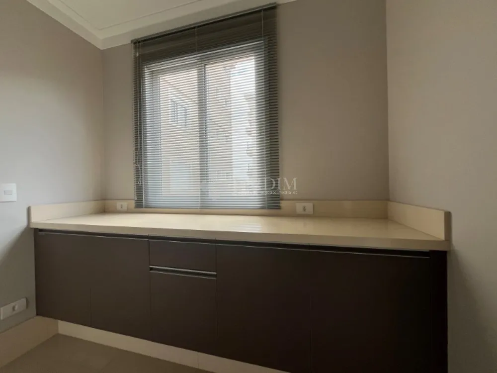 Apartamento, 3 quartos, 250 m² - Foto 2