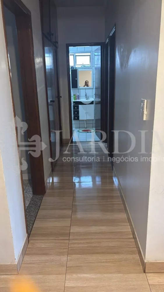 Apartamento à venda com 2 quartos, 75m² - Foto 2