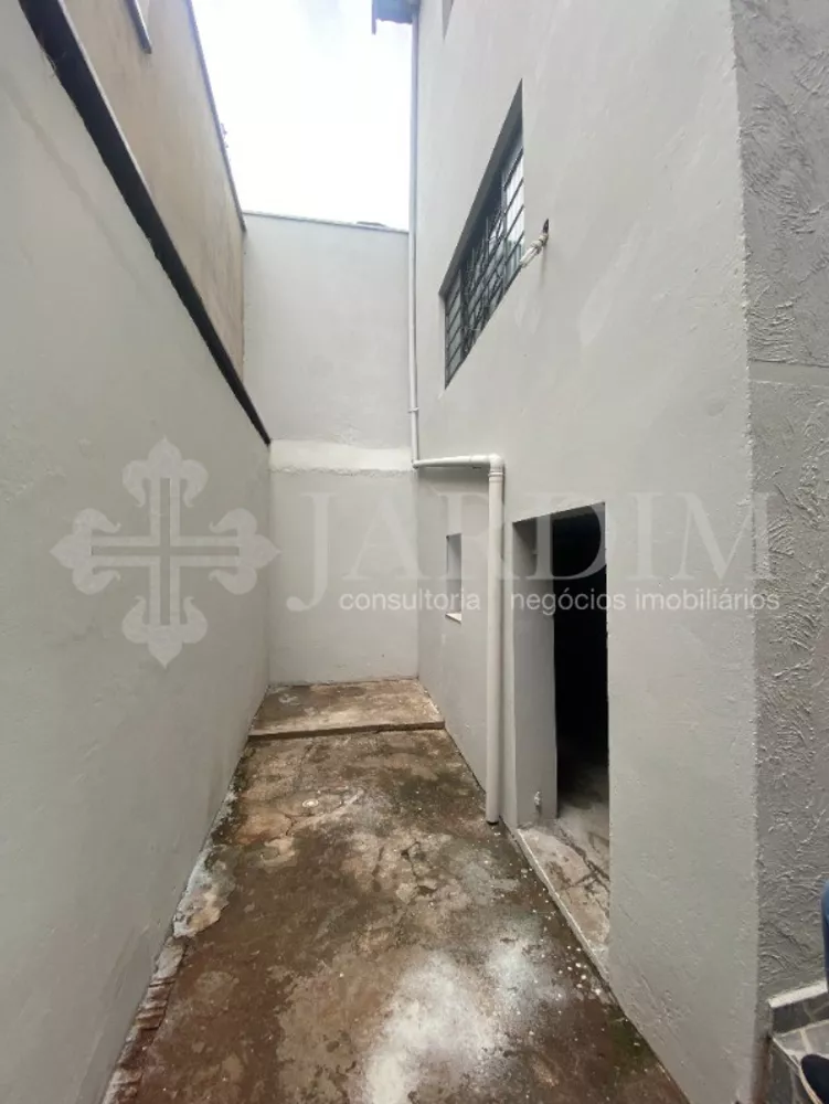 Casa para alugar com 3 quartos, 150m² - Foto 9