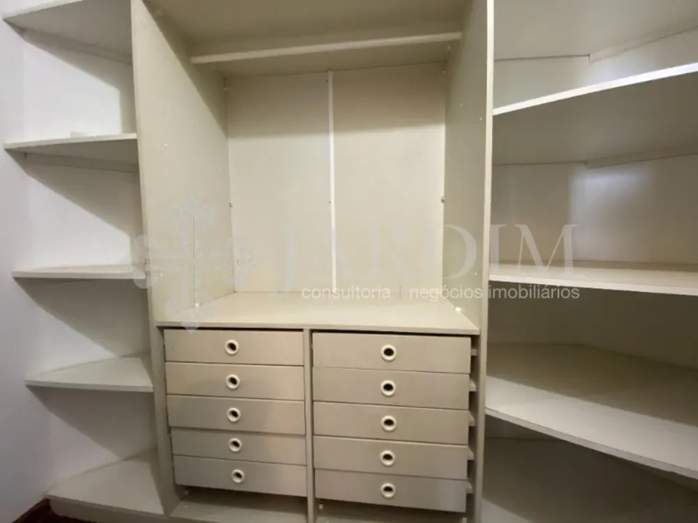 Apartamento, 3 quartos, 157 m² - Foto 1