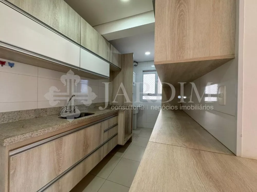 Apartamento à venda com 3 quartos, 79m² - Foto 3