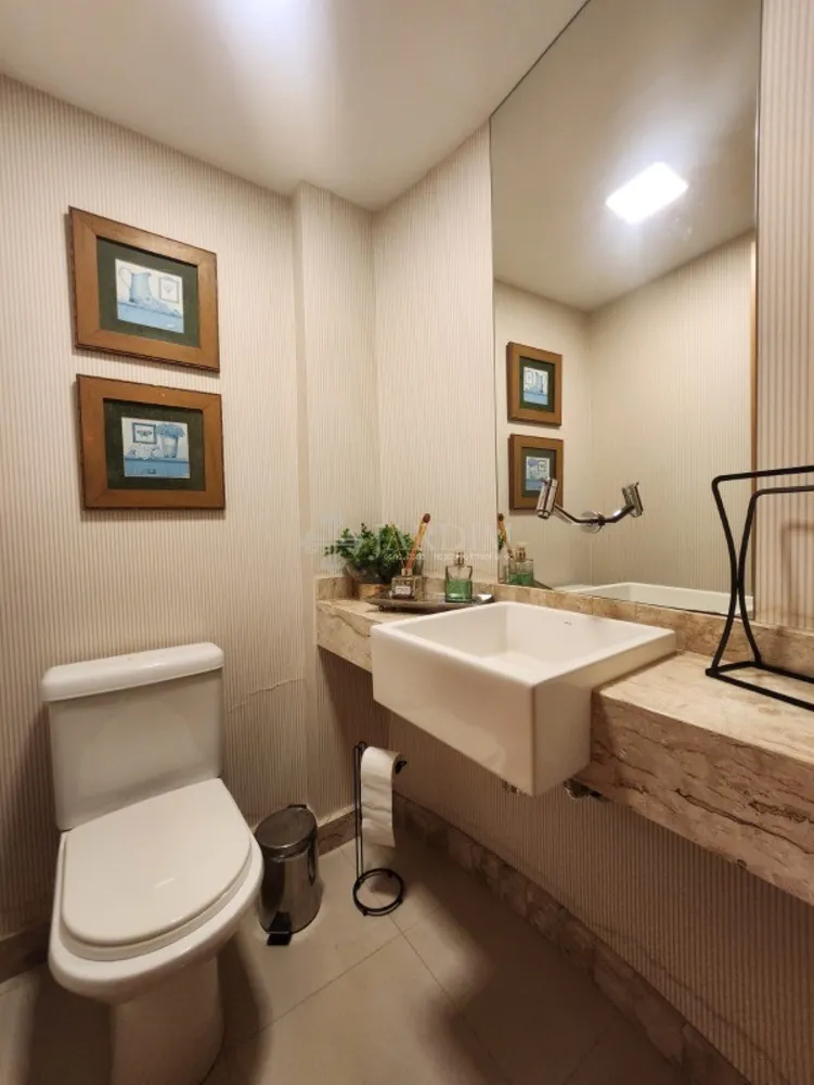 Apartamento, 3 quartos, 140 m² - Foto 1