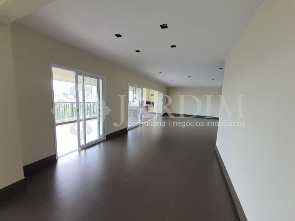 Apartamento, 3 quartos, 250 m² - Foto 1