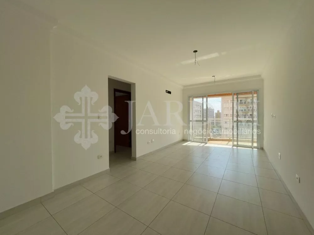 Apartamento à venda com 3 quartos, 98m² - Foto 1