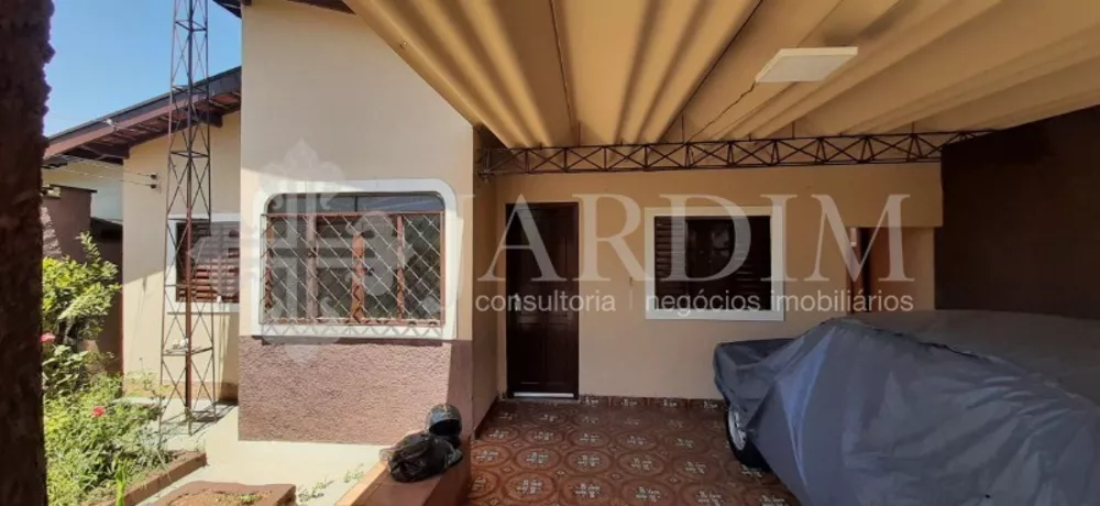 Casa à venda com 3 quartos, 200m² - Foto 2