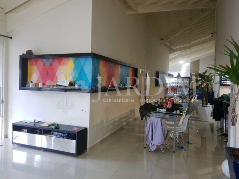 Chácara à venda e aluguel com 7 quartos, 1140m² - Foto 1