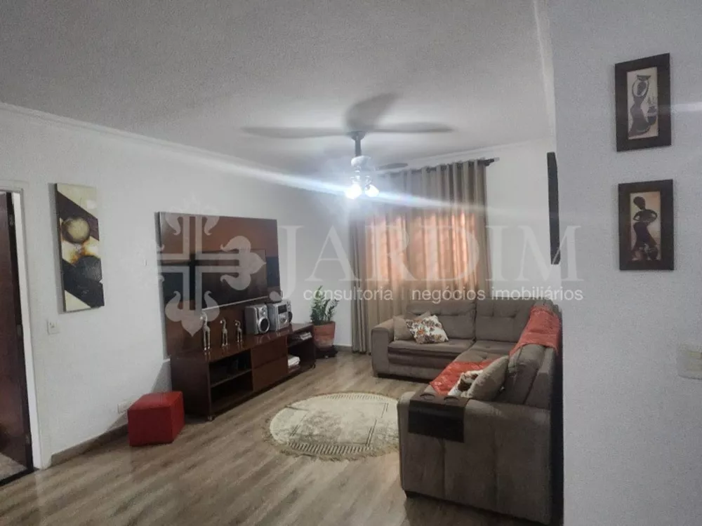 Casa à venda com 3 quartos, 350m² - Foto 3