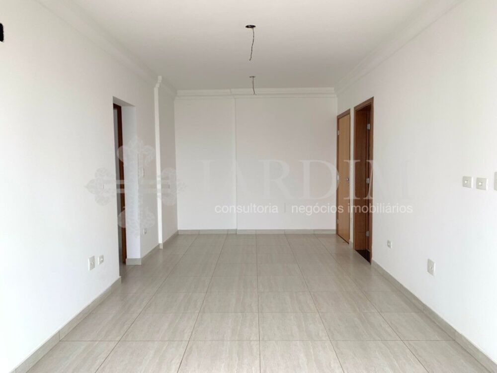 Apartamento à venda com 3 quartos, 98m² - Foto 1